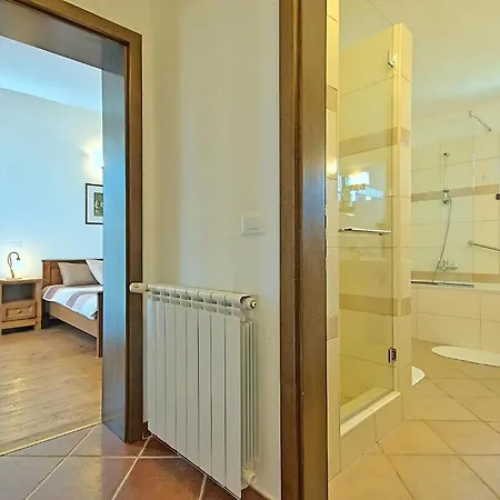 Landhausvilla Mit Panoramablick Und Garten *